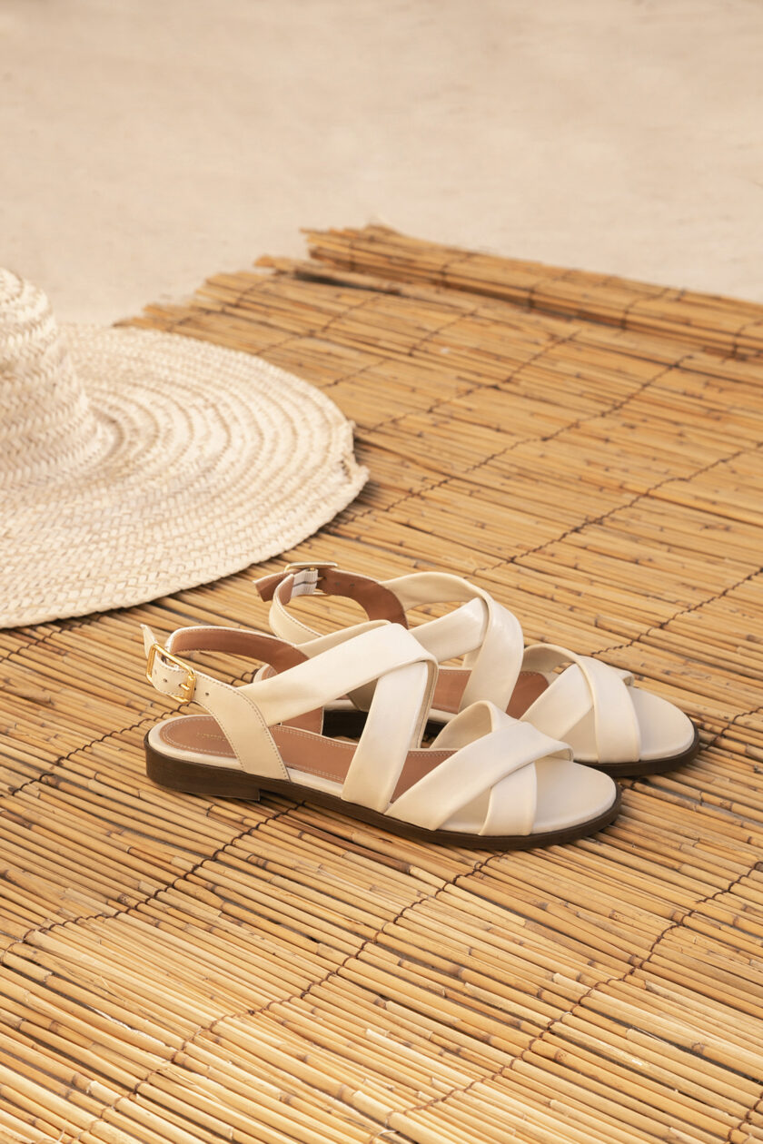 SANDALE CREME MAISON TOUFET FARAH CHEVRE LISSE