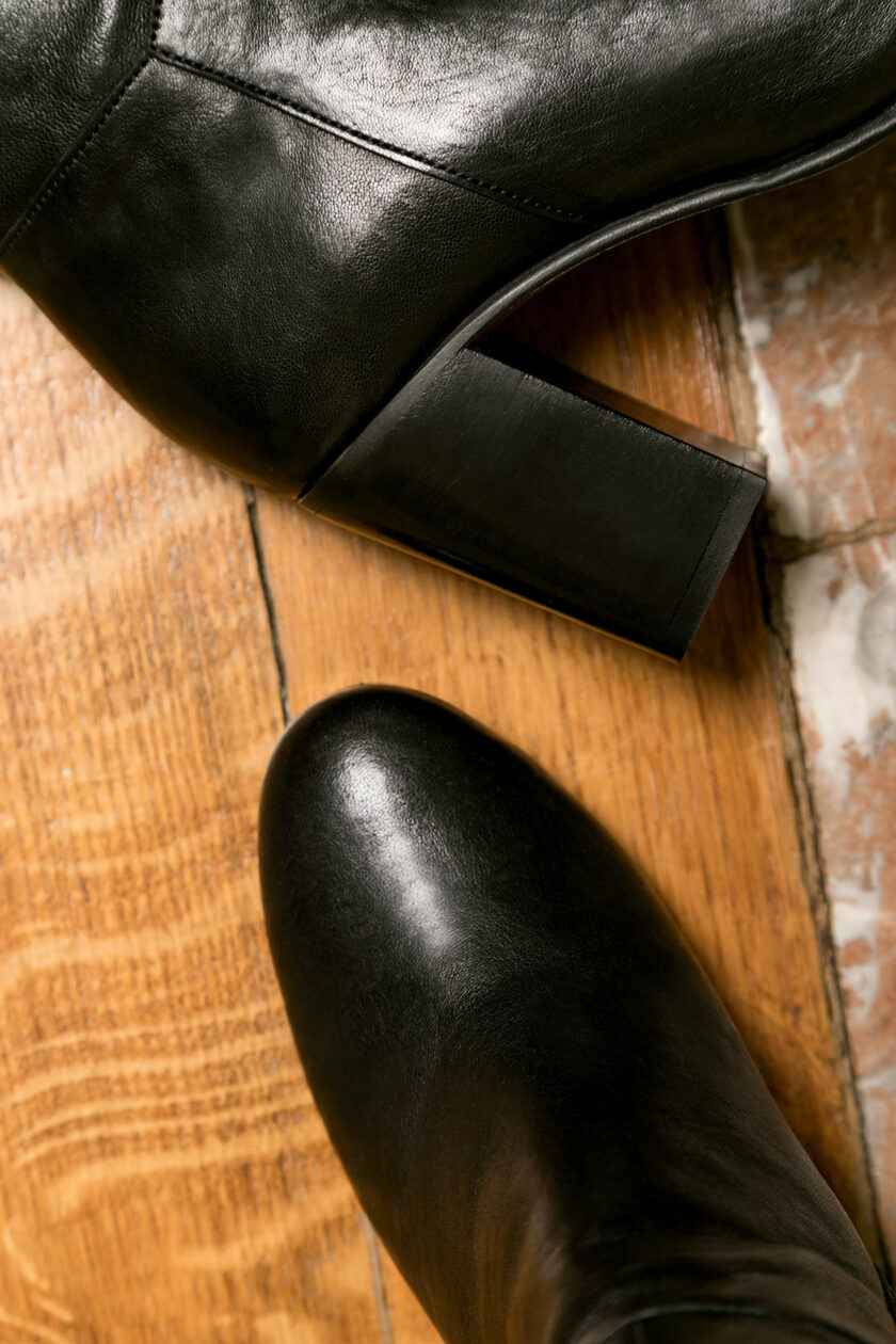 BOTTE NOIR MAISON TOUFET JOHANNA CUIR TANNAGE VEGETAL