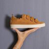 MAISON TOUFET BASKET VELCRO FESTON CROQUET CONFORTABLE CAMEL CUIR VELOURS TANNAGE VEGETAL JULIANNE