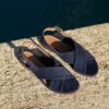 MAISON TOUFET SANDALE PLATE CONFORTABLE BLEU MARINE CUIR VELOURS AXELLE