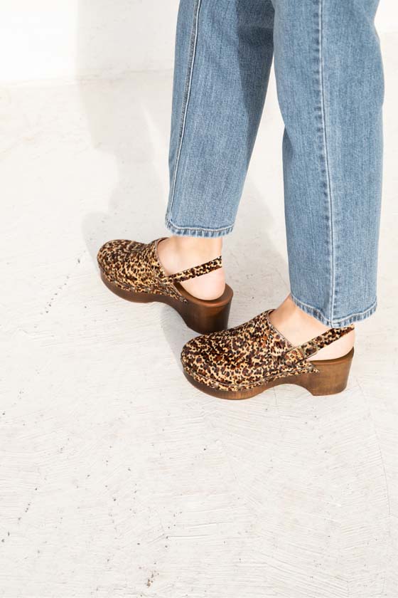 MAISON TOUFET SANDALE SABOT TALON BOIS CONFORTABLE LEOPARD CUIR POULAIN COLETTE