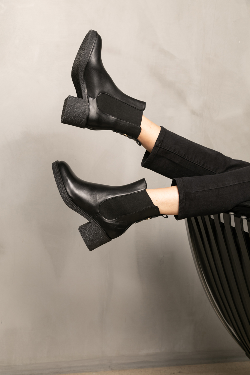 MAISON TOUFET BOTTINES CONFORTABLE NOIR CUIR LISSE ALMA