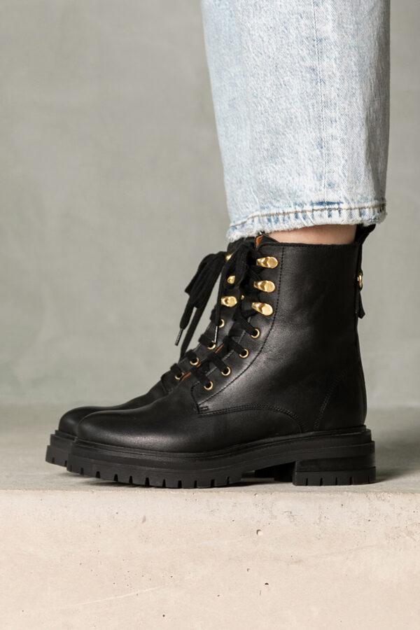 MAISON TOUFET BOTTINES CONFORTABLE NOIR CUIR LISSE NORA