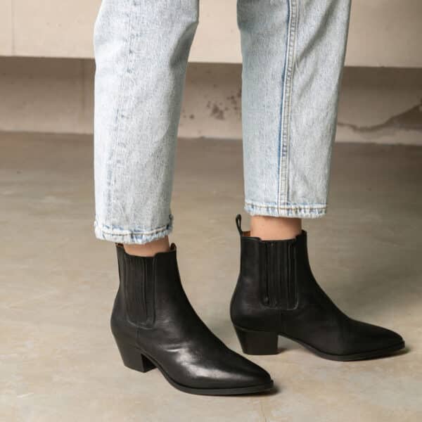 MAISON TOUFET BOTTINES CONFORTABLE NOIR CUIR VICTOIRE