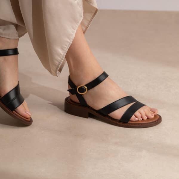 CARRE SANDALES CONFORTABLE NOIR CUIR LISSE SOIZIC
