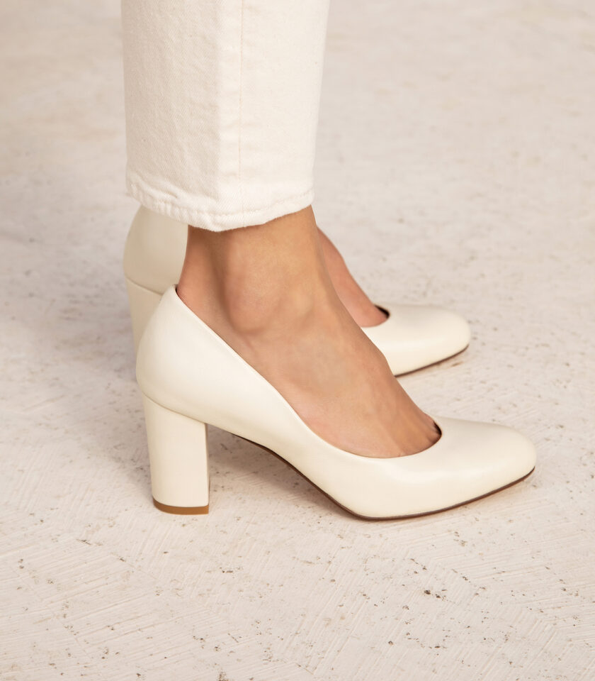 CARRE SANDALES TALON CONFORTABLE CRÈME CUIR LISSE LAURINE