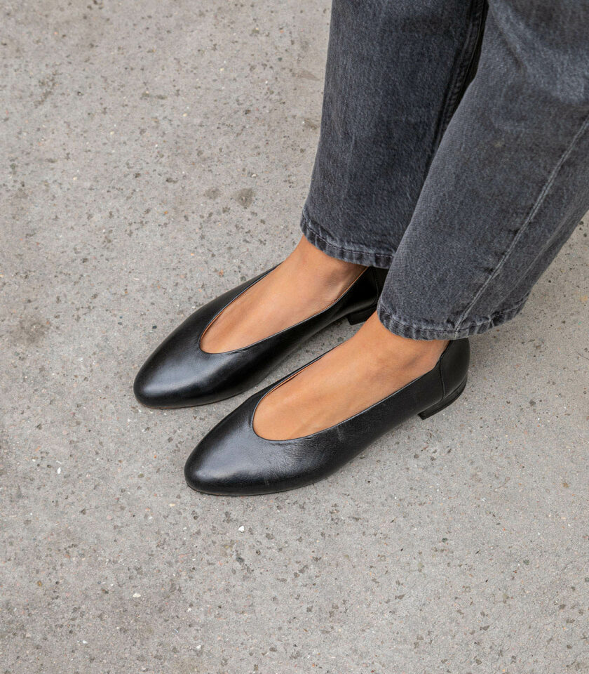 MAISON TOUFET BALLERINES CONFORTABLE NOIR CUIR GLACÉ CAMILA