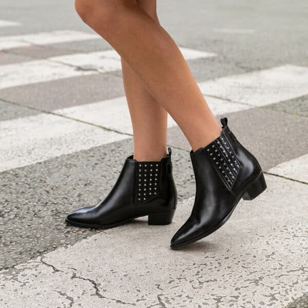 MAISON TOUFET BOTTINES CONFORTABLE NOIR CUIR LISSE LINNE