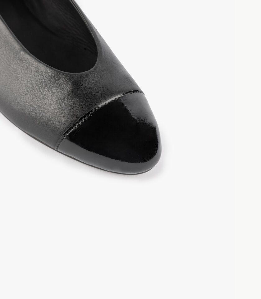 MAISON TOUFET BALLERINES CONFORTABLE NOIR CUIR LISSE BOUT VERNI CAMILA