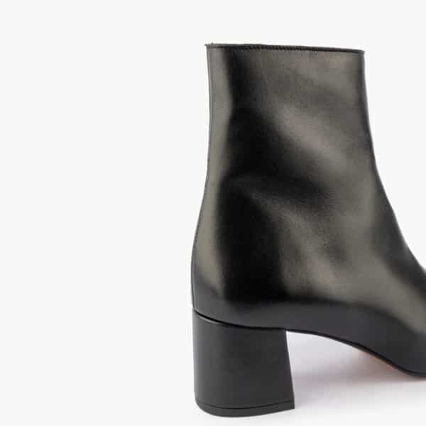 MAISON TOUFET BOTTINES CONFORTABLE NOIR CUIR LISSE VENI NOIR KARLA